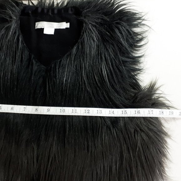 ABS Allen Schwartz Black Grey Ombre Fun Fur Vest - Picture 6 of 13